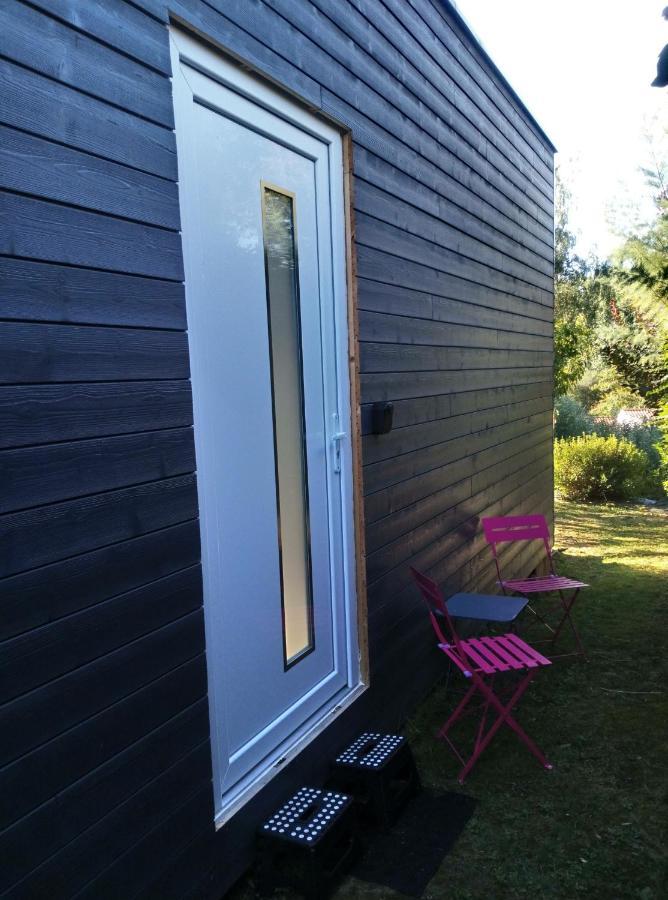 Studio Meuble 1 Piece Entierement Equipe Sans Cloisons Separatives Chavagnes-en-Paillers Luaran gambar