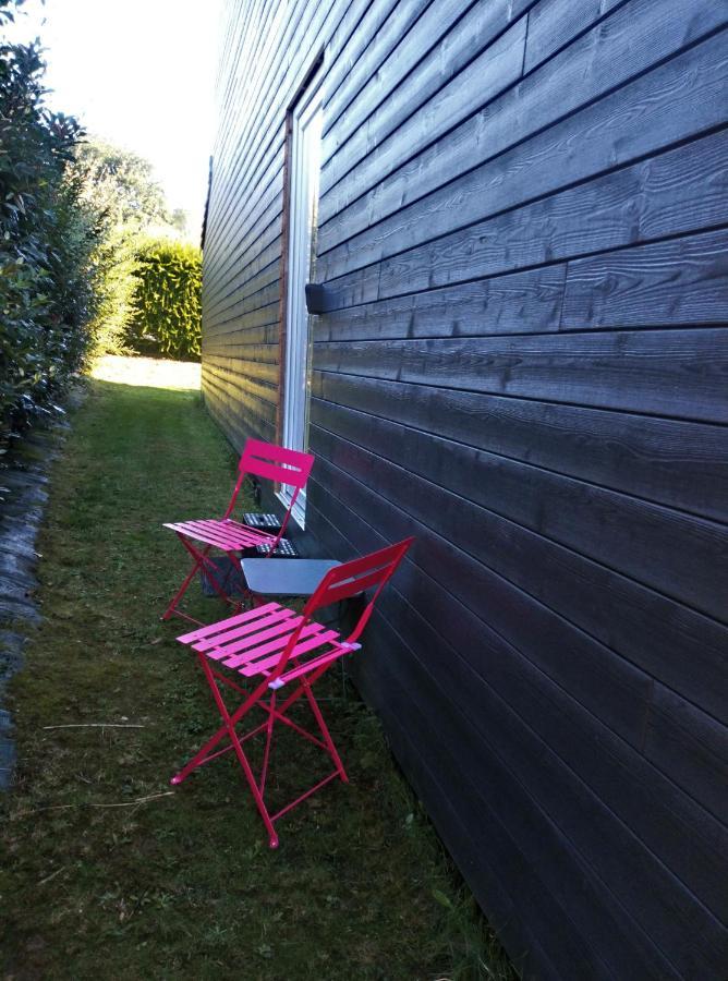 Studio Meuble 1 Piece Entierement Equipe Sans Cloisons Separatives Chavagnes-en-Paillers Luaran gambar